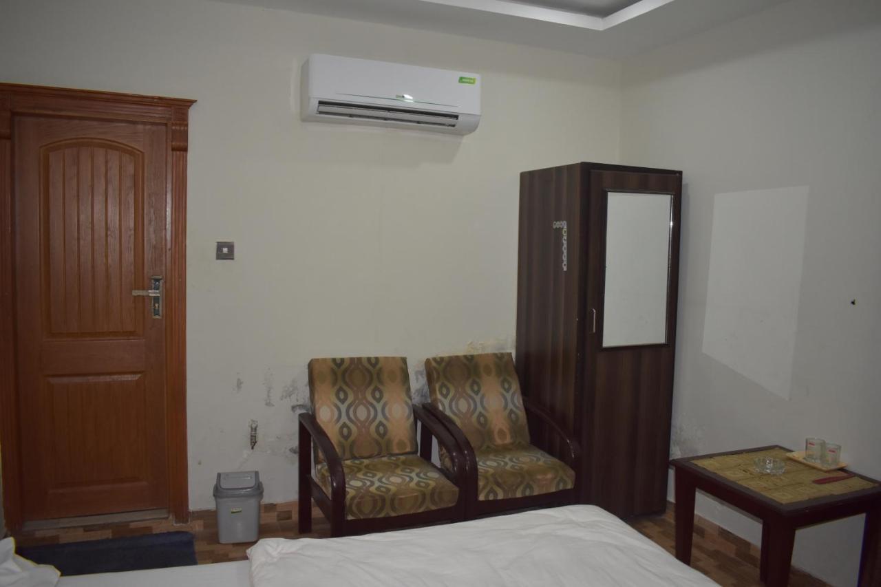 Hotel Kashmir Inn Rawalpindi Esterno foto